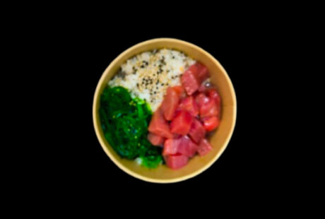 Havajské poké tuňák